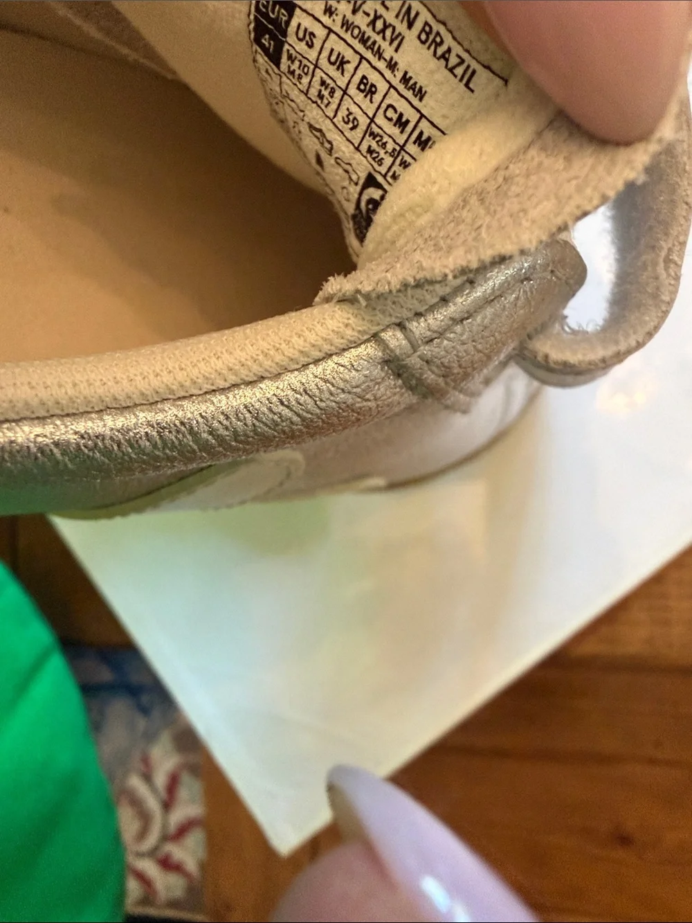 NWOB Veja Recife Silver Women Velcro sneakers 41/US 10